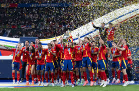 是由时势造 是由时势造